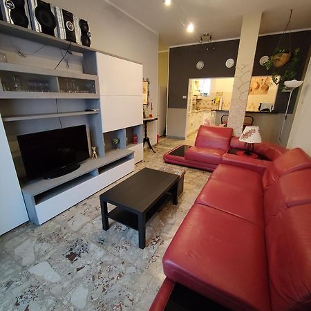 Elegante Appartamento 90 Mq Zona Corticella Fiera ボローニャ エクステリア 写真